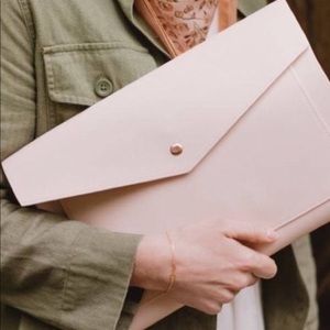 Glass Ladder & Co. portfolio clutch